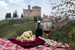 Hình ảnh cho tin tức Tuscany hay Toscana? Điều gì khiến rượu vang Tuscany nổi tiếng